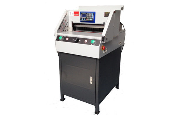 DC-8646RT 電動程控切紙機