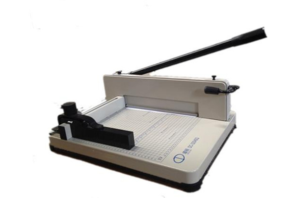 DC-3204SQ 手動切紙機